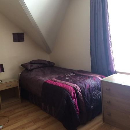 Brown'S Guest House Peterhead Bagian luar foto