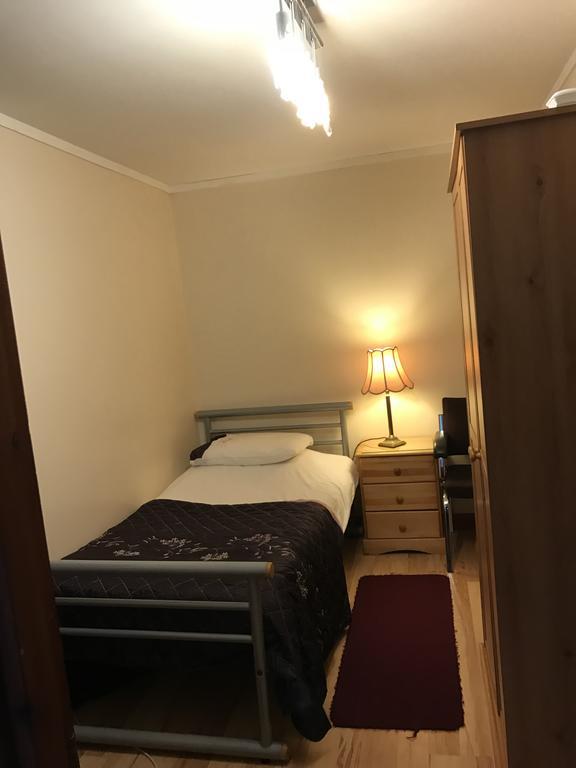 Brown'S Guest House Peterhead Bagian luar foto