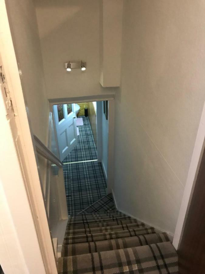 Brown'S Guest House Peterhead Bagian luar foto